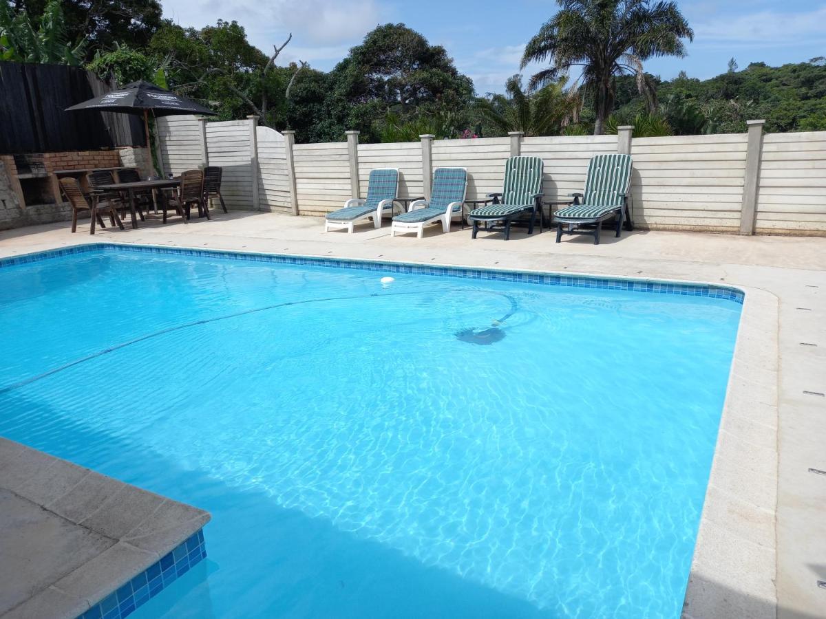 Poolside Guest House Порт Шепстоун Екстериор снимка
