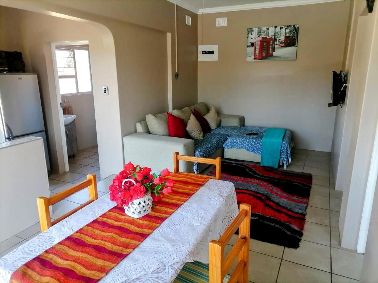Poolside Guest House Порт Шепстоун Екстериор снимка
